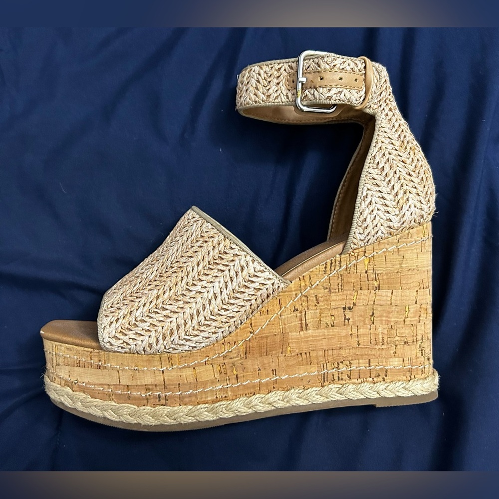 Universal Thread Woven Wedge Heels